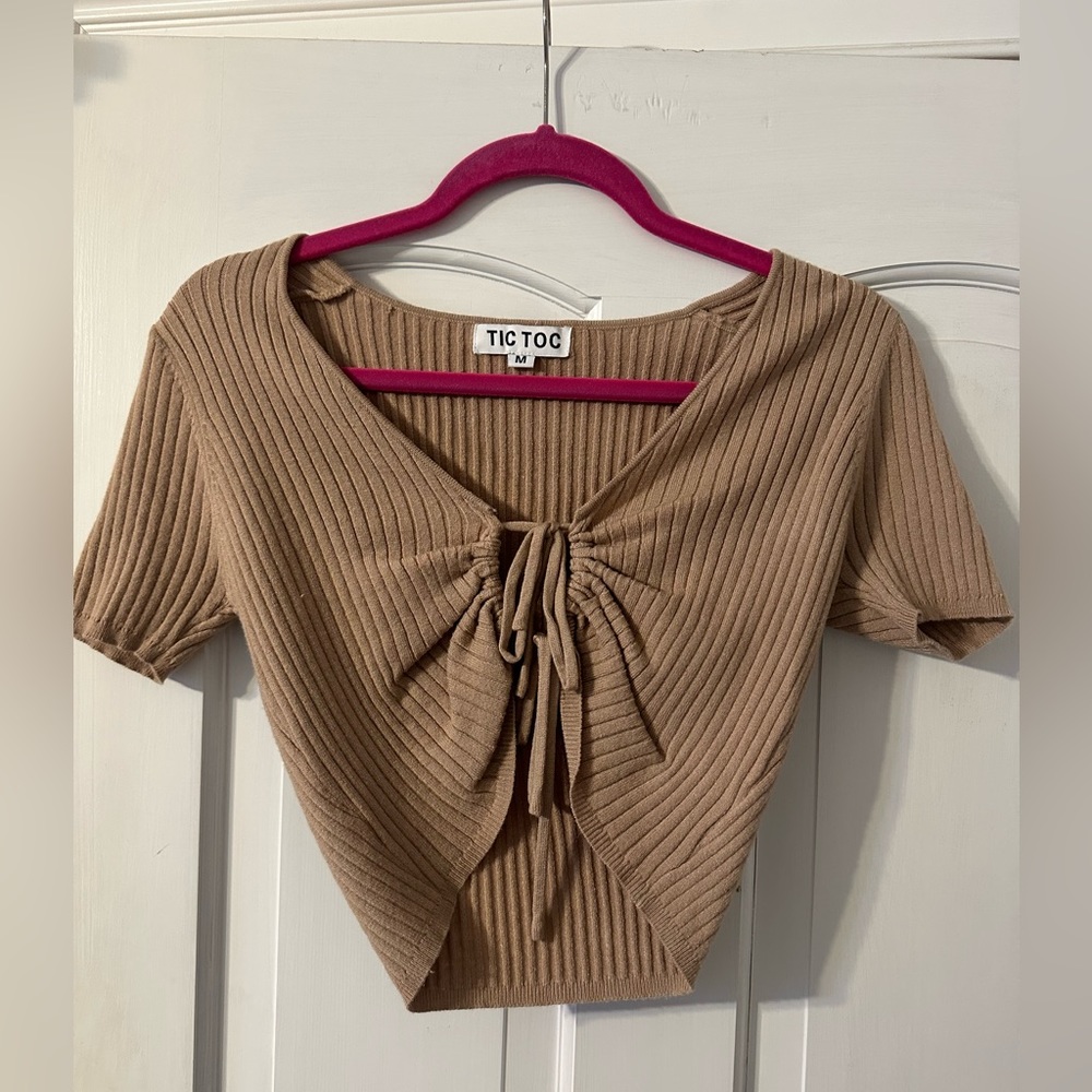 Brown Ribbed Cropped Top Adjustable Tie Front Size Medium Tic Toc Clothing